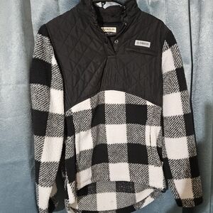 Magellan Outdoors Black and White Teddy Jacket Cozy Outdoor Essential